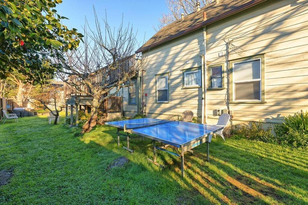 Downtown Digs-Sauna, Hot Tub, Bikes - Fun Times! Arcata Ngoại thất bức ảnh